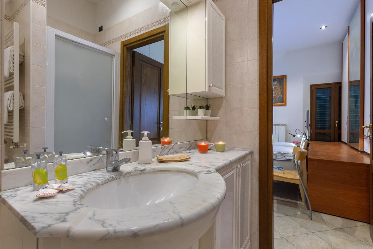 Bologna Santa Maria Dei Servi Apartment X3 Luaran gambar