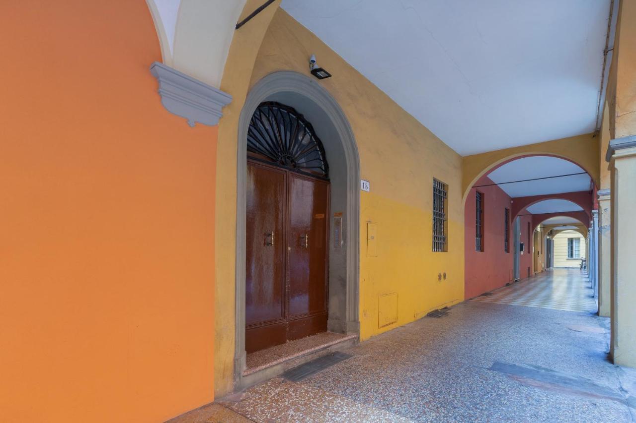 Bologna Santa Maria Dei Servi Apartment X3 Luaran gambar