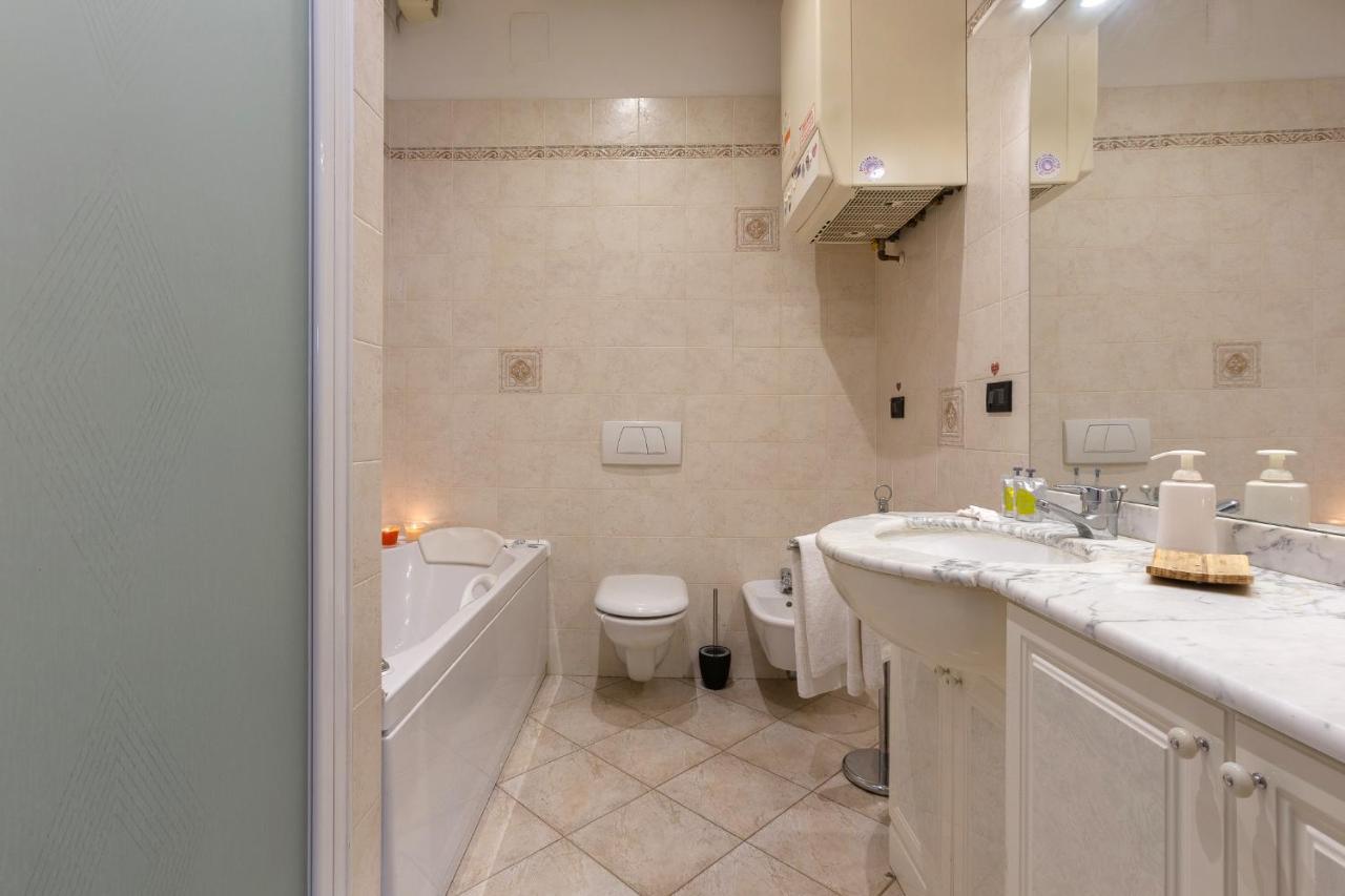 Bologna Santa Maria Dei Servi Apartment X3 Luaran gambar
